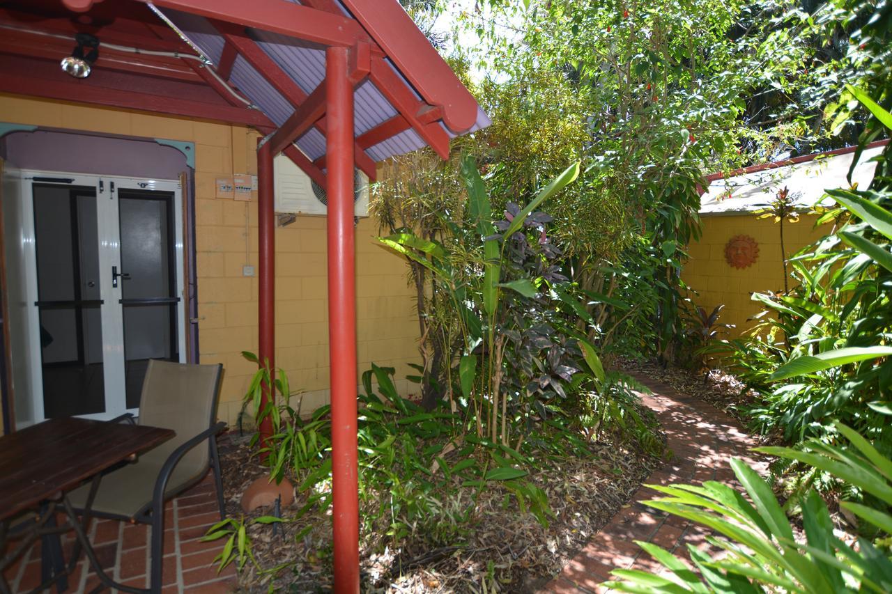 Shambhala Retreat Magnetic Island Cottages Nelly Bay Exterior photo