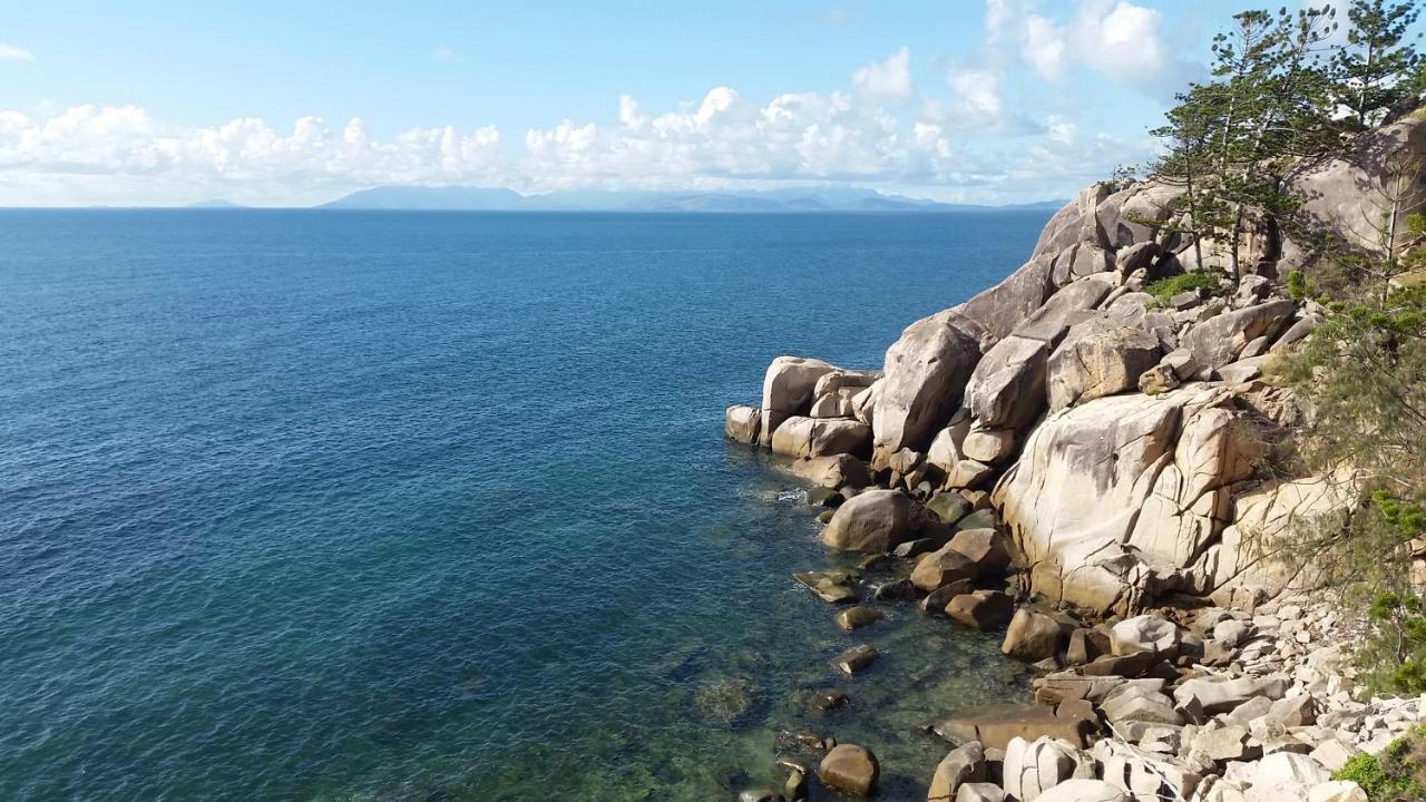 Shambhala Retreat Magnetic Island Cottages Nelly Bay Exterior photo